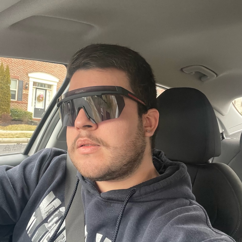 Meet your Posher, Kevin